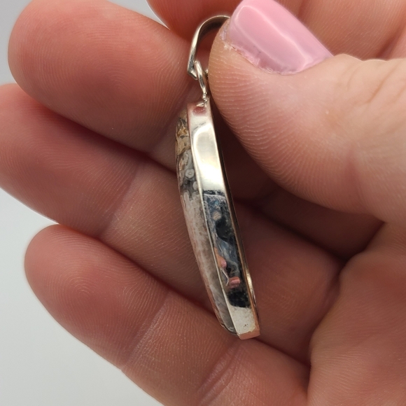 Rhodochrosite pendant in sterling - Picture 3 of 5